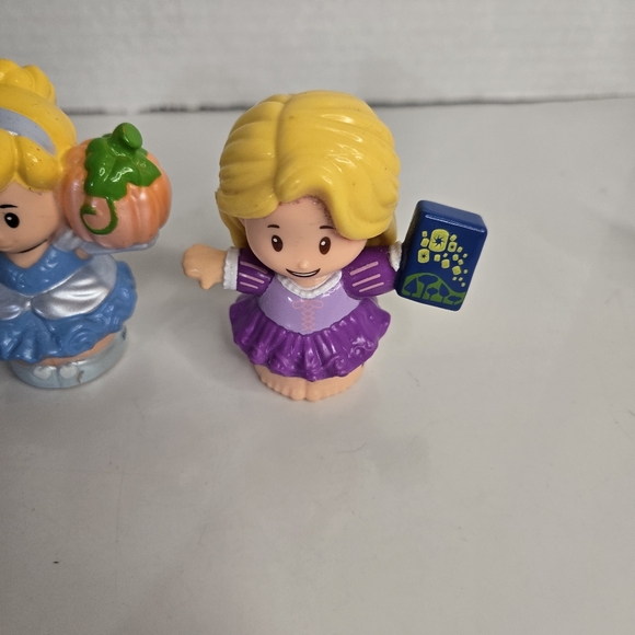 Fisher Price Disney Little People Lot of 3 Snow White Rapunzel Cinderella Toys - Picture 2 of 6
